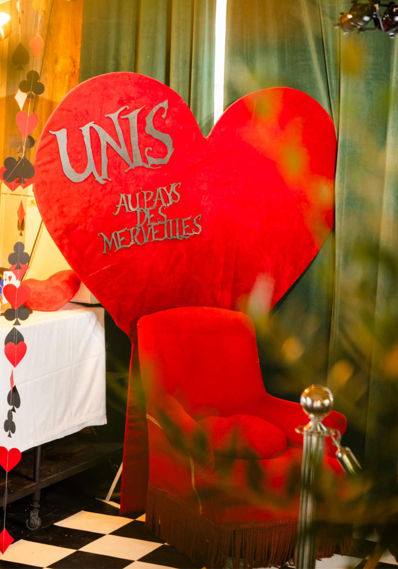 PHOTOBOOTH -ALICE AU PAYS DES MERVEILLES