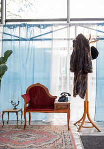 location-meuble-telephone-vintage-rouge-lyon-1