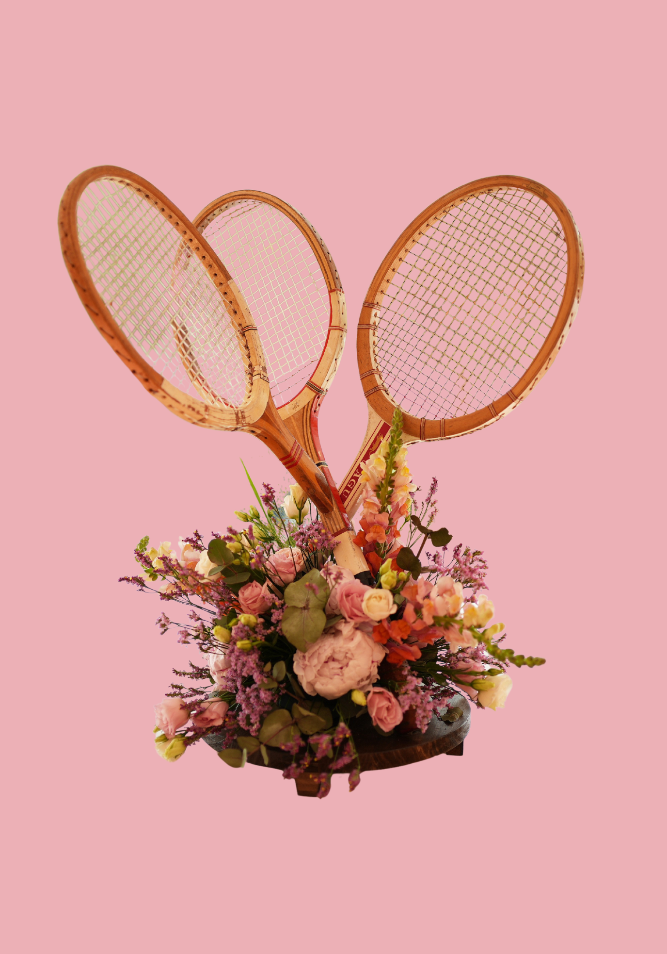 Support de 3 raquette de tennis anciennes