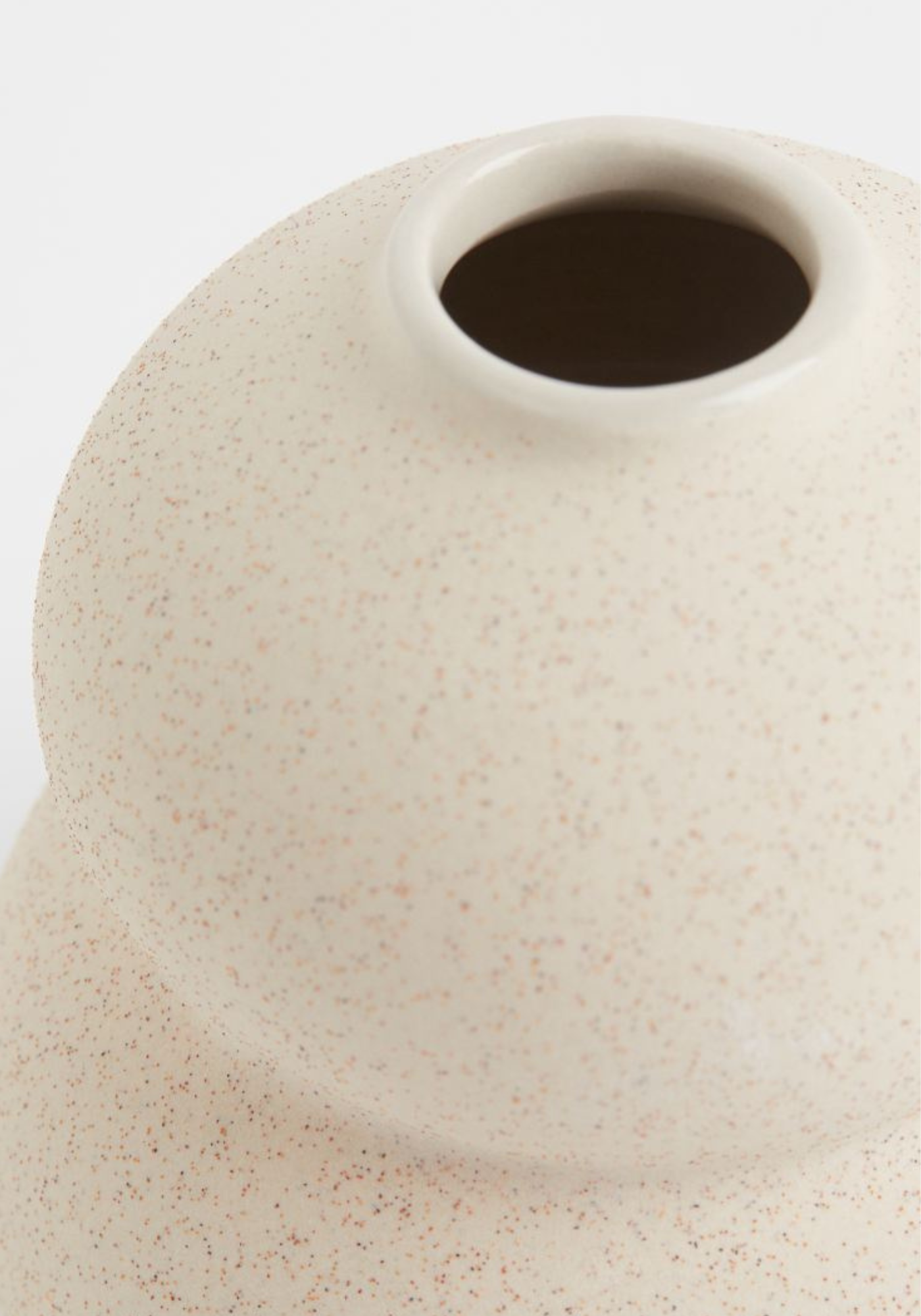 Petit vase en grès / céramique beige clair