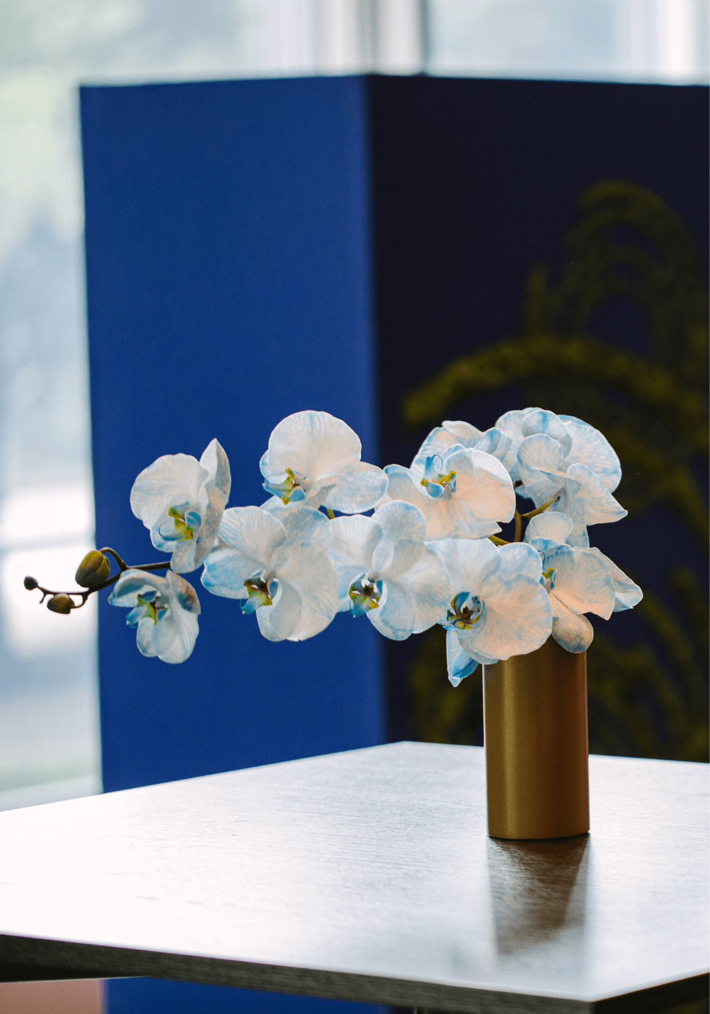Centre de table complet - orchidées bleues - Les locations du Tandem