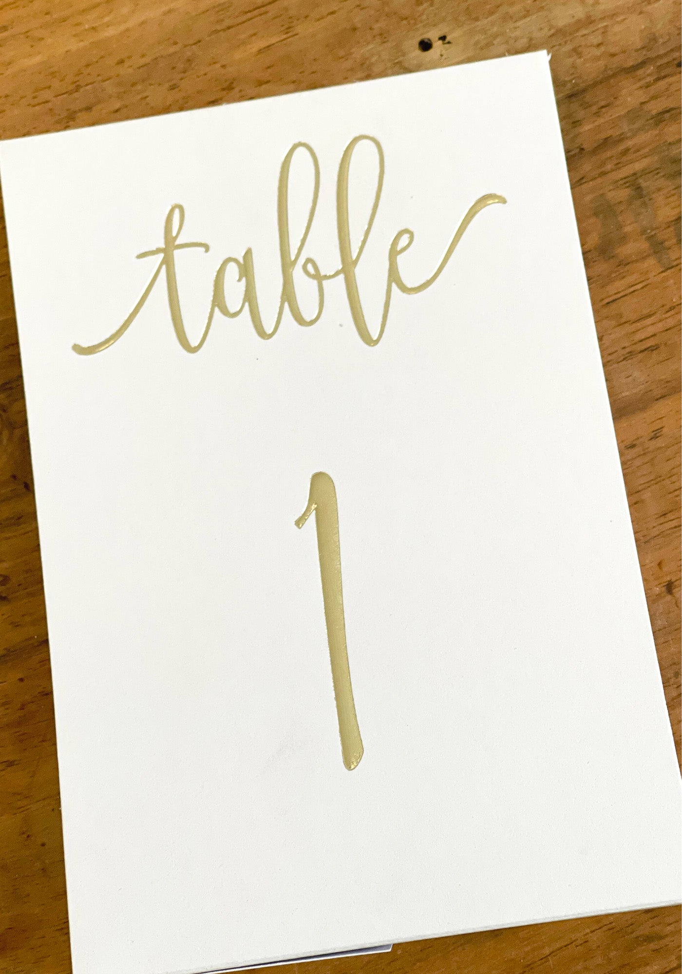 Carte blanche et dorée - numéro de table lot de 10