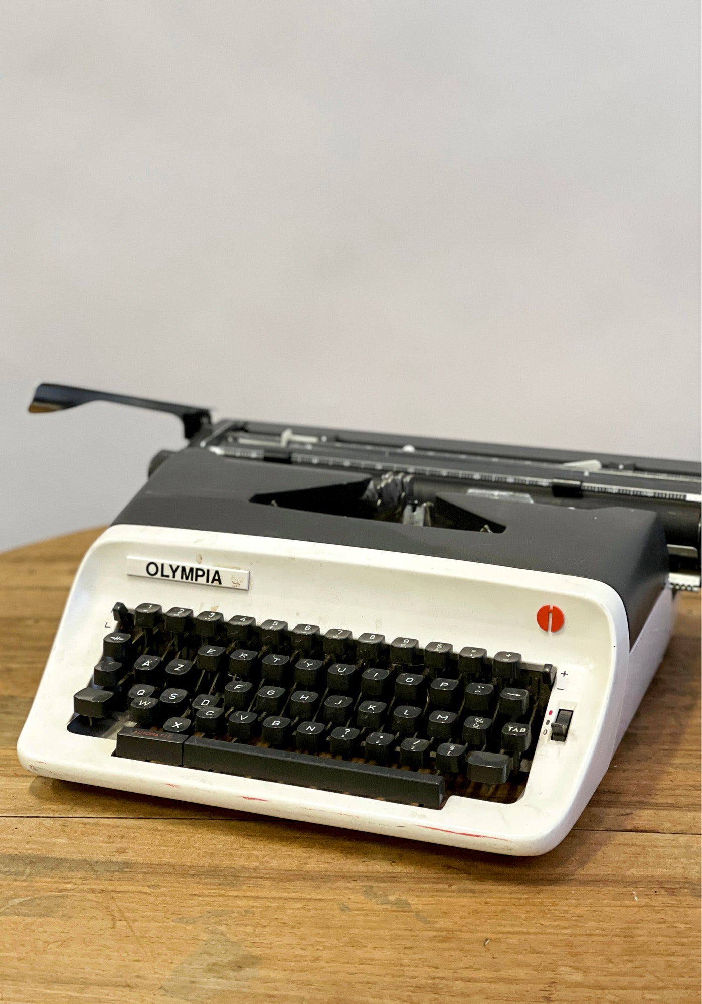 Machine à écrire vintage 80’s - blanche